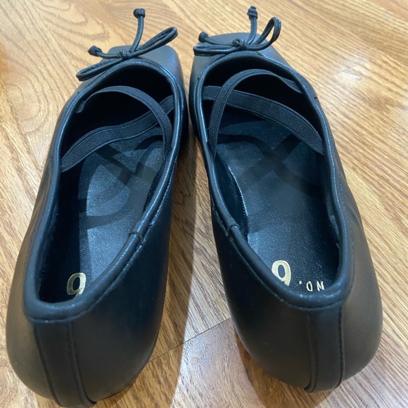 Mix No. 6 Black Women's Ballet Flats - Picture 3 of 8